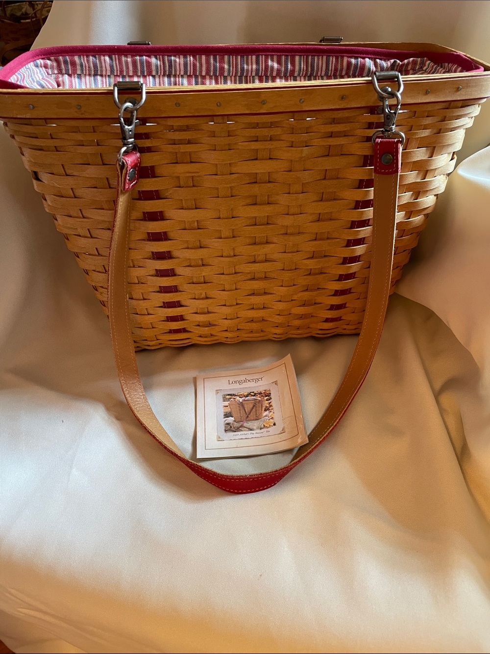 Longaberger 2004 Mothers Day Weekend Tote Bag Red Leather Straps Fabric Liner